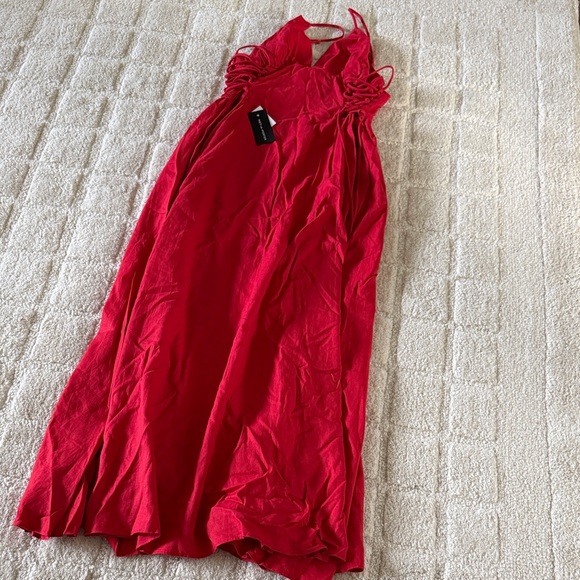 FARM Rio NWT Vibrant Red Midi Dress - Picture 10 of 11